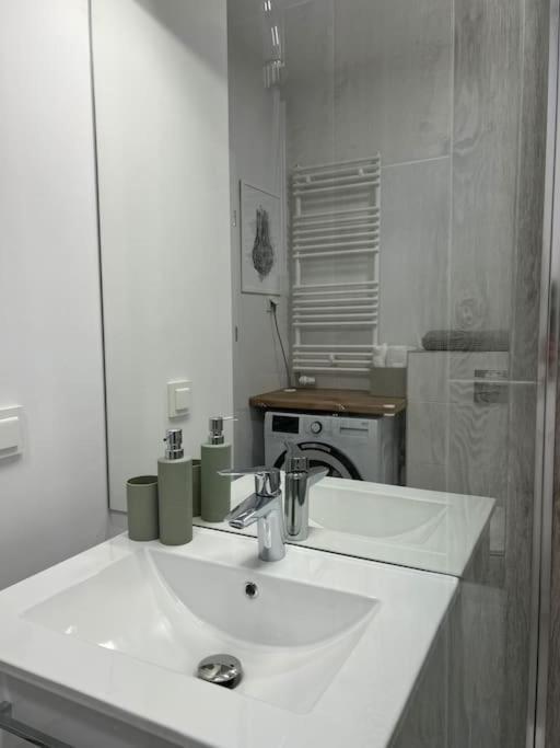 Apartment Olive In Bialoleka-Tarchomin Center Варшава Екстер'єр фото